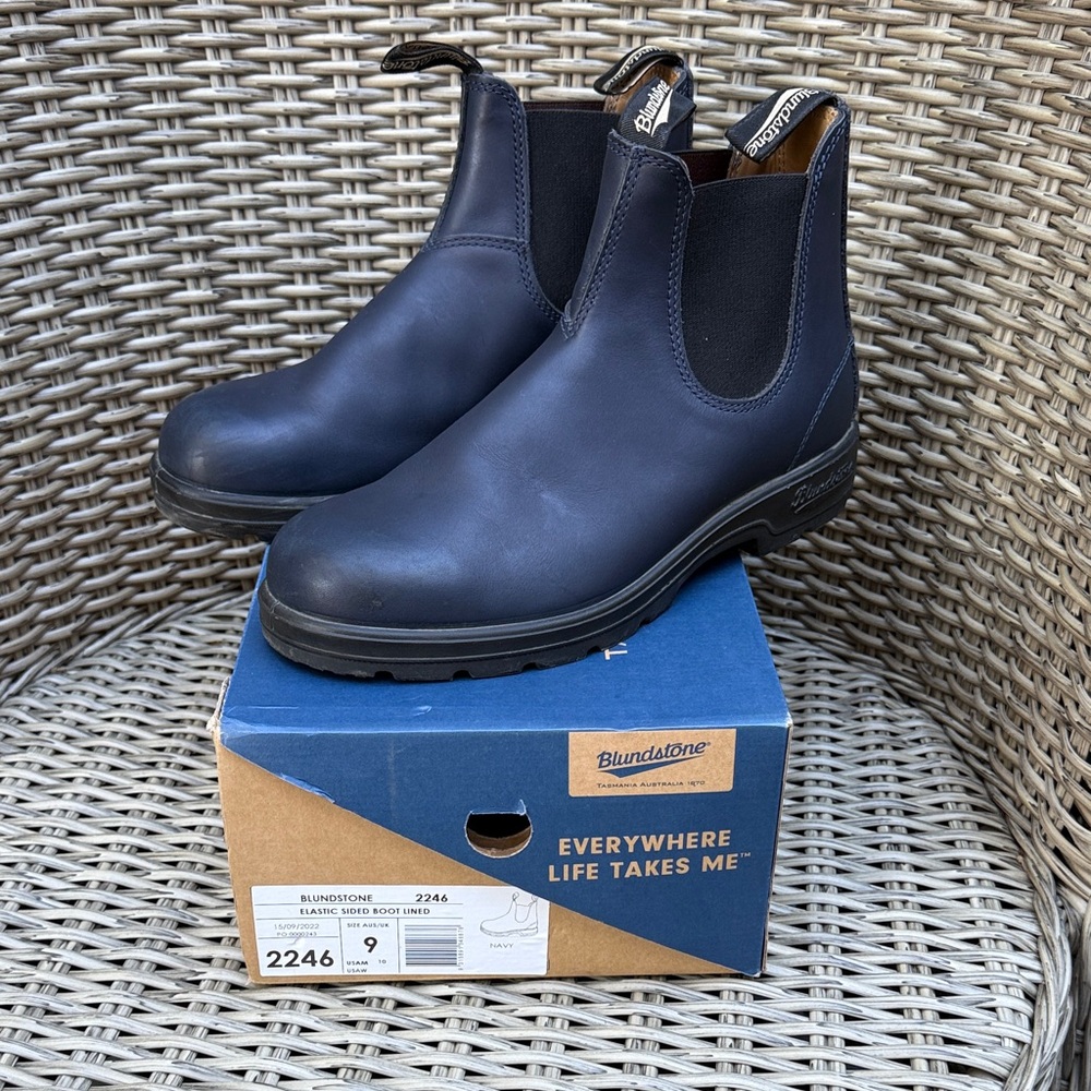 Blundstone Men's Navy Chelsea Boots